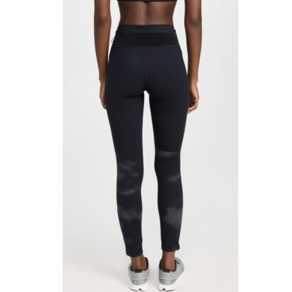 On Running Black Lumos Long Tight Size Small Zip … - image 4